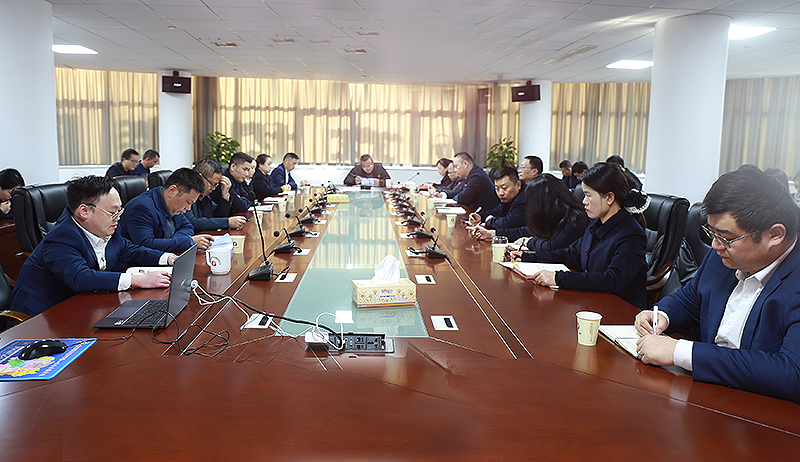 潭城擔(dān)保集團(tuán)召開2025年下半年度黨風(fēng)廉政建設(shè)工作會議